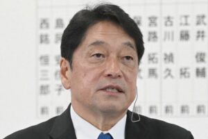 小野寺自民党政調会長の画像