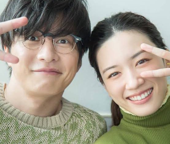 永野芽郁と田中圭の画像